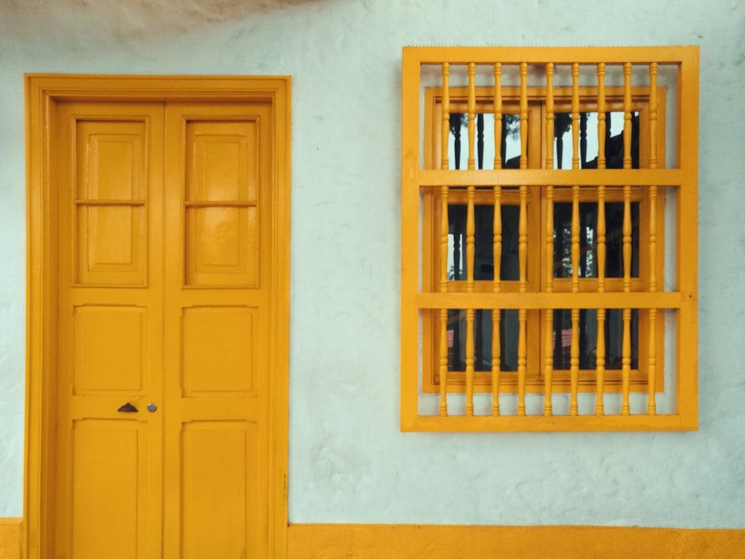 Time zones decide the destination in Medellín